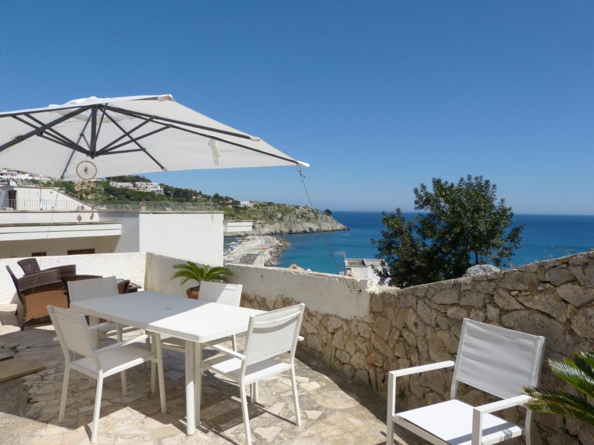 Casa Vacanze Vincenzo E Rosanna Castro  Exteriör bild
