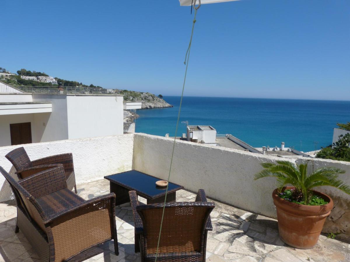 Casa Vacanze Vincenzo E Rosanna Castro  Exteriör bild